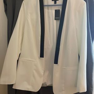 Never worn women’s suit jacket. Torrid